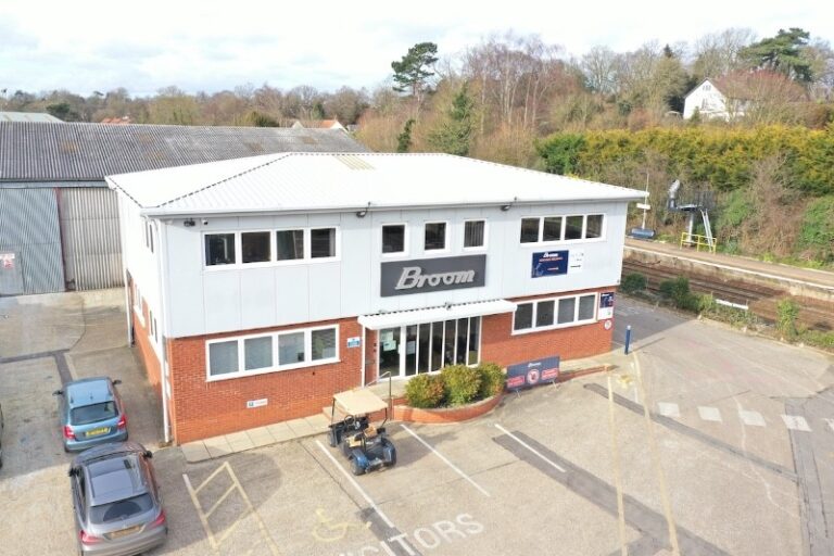 4 p1frvao2pj19tb6k41jnp1klo1rmp8 768x512