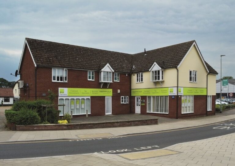 1 p1hltlnb4417aeuja1e7h1e0616oj5 768x544