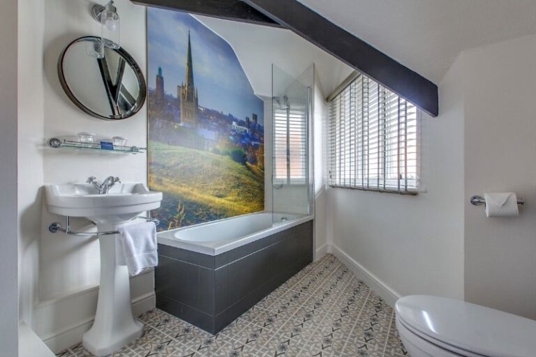 5 p1drtvojjd9j4e5ltb6e51jvh5 768x512