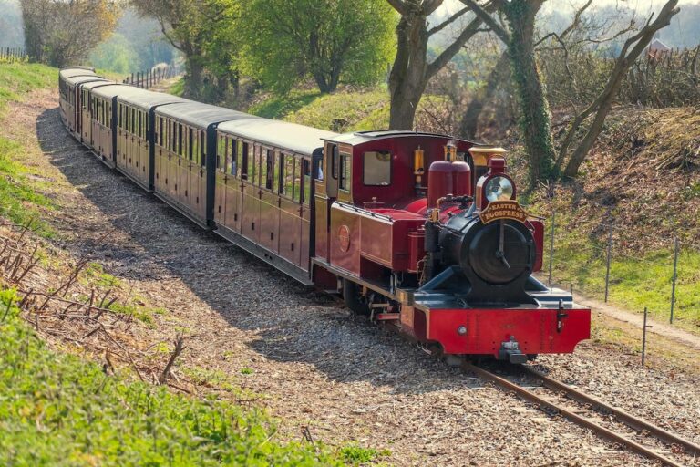 burevalleytraineaster 768x512