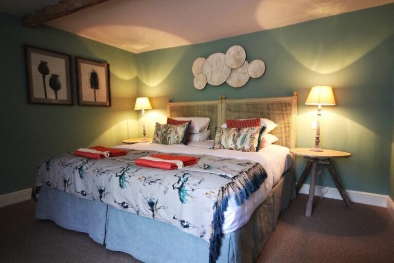 18 p1hlgo1j20e121fij1clv1s8c1kasd 768x513