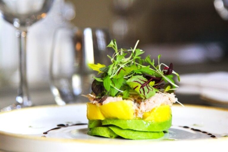 4 p1hf59emmi100em06jof1eg51i788 768x513