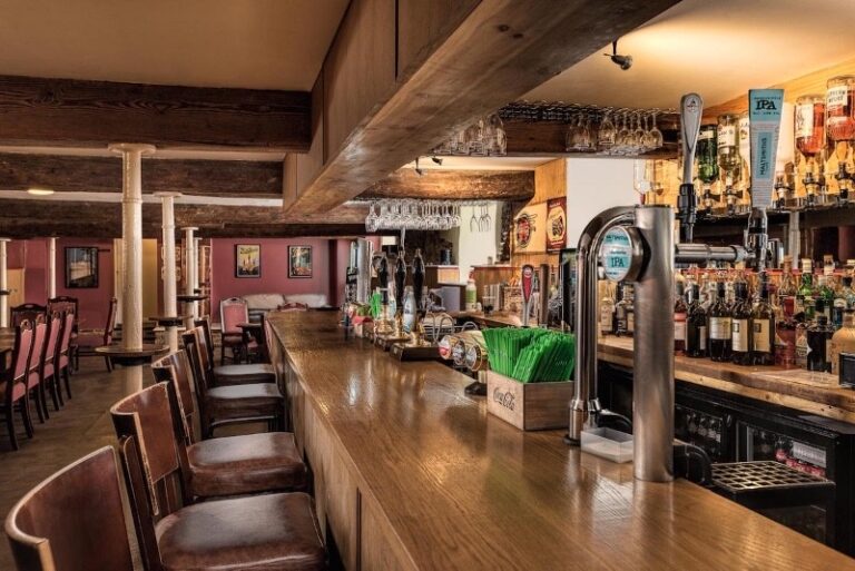 5 p1e8930csl17ba12e0akpckmn7k4 768x513