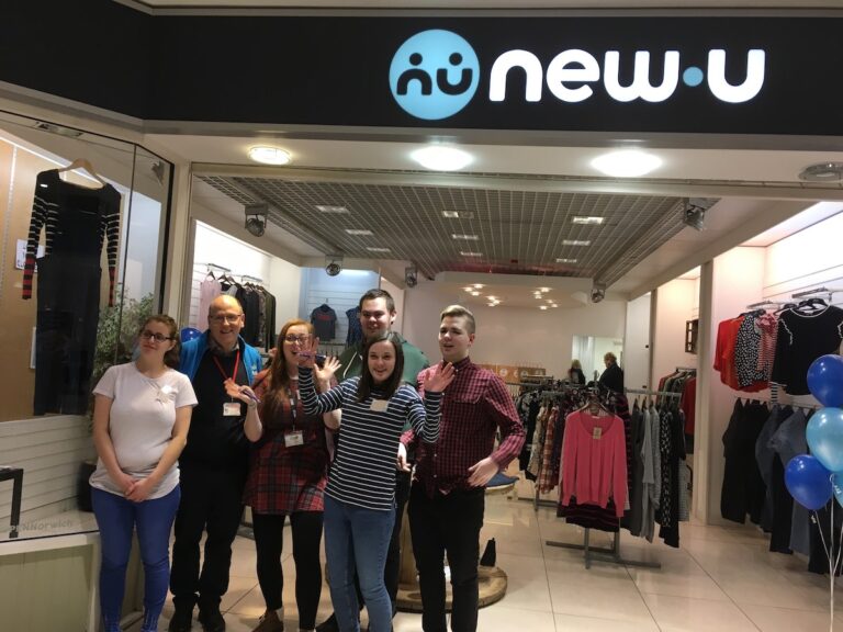 newushopstaff 768x576