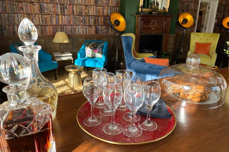 Viginia Court Hotel Gallery 8 768x511