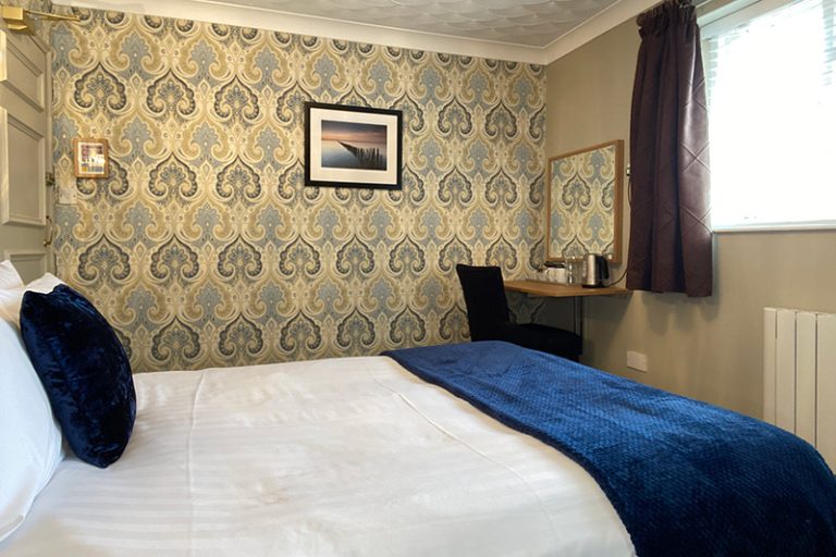 cromer hotel double room 768x512