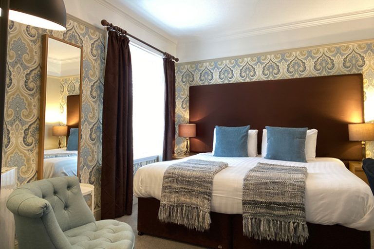 king size room cromer 768x512