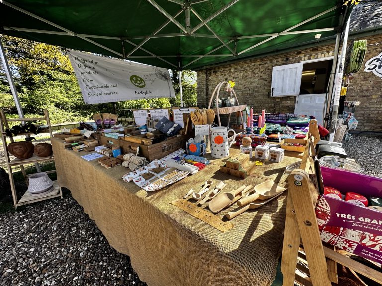 EarthGlade @ Reepham Market 768x576