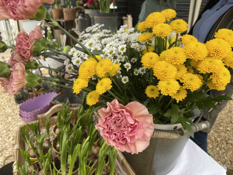 Flowers on the Green 768x576