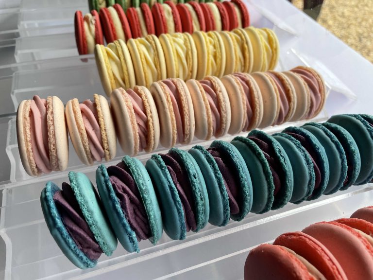 Sweet Sensation Macarons 768x576