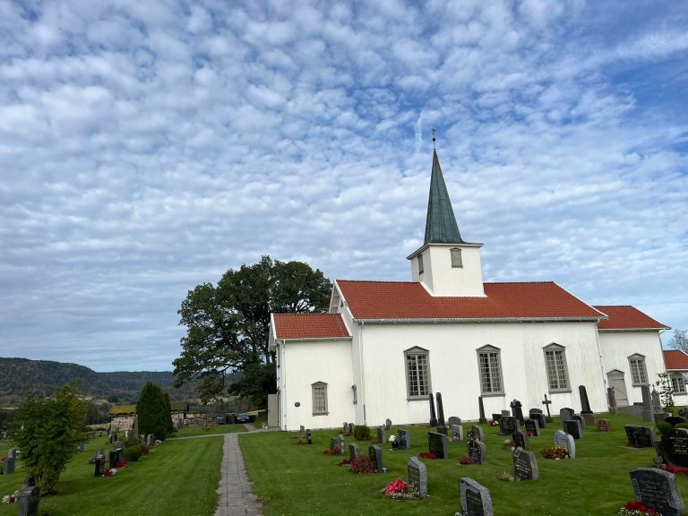 Svarstad church 768x576
