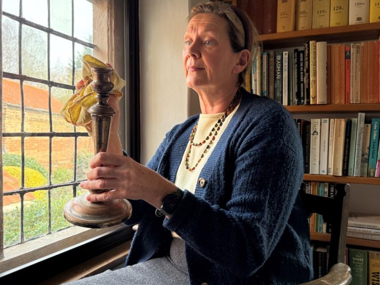 2 Susan doing domestic chores 768x576