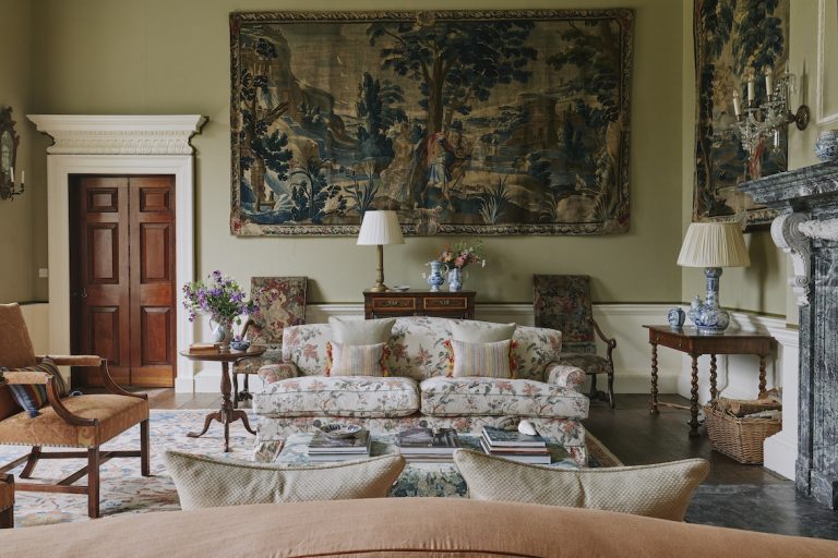 Shot 02 041 RT 768x512