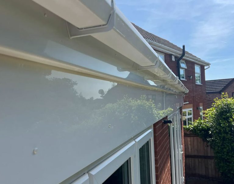 fascia soffit cleaning 768x604
